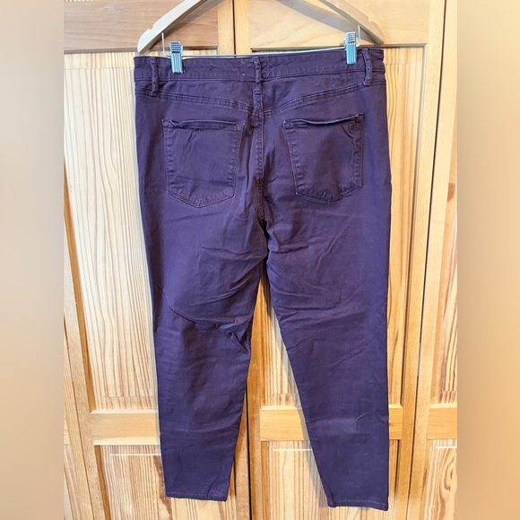 Jessica Simpson slim fit jeans - Picture 3 of 3